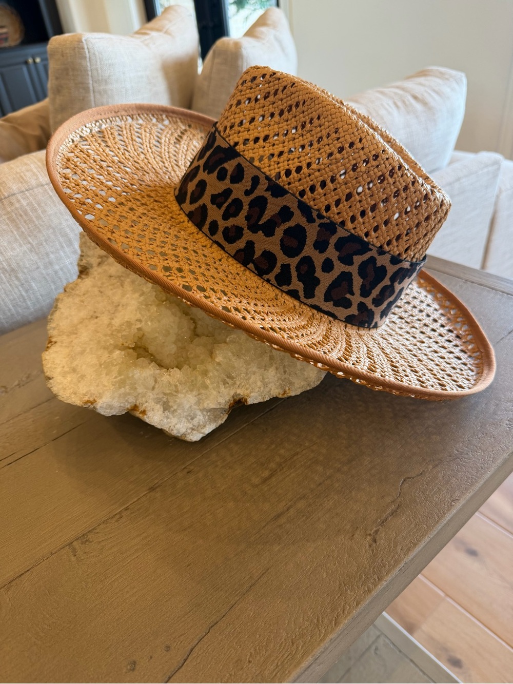 NWT Olive & Pique Straw Sun Hat Animal Print Band Wide Brim Beach Vacation